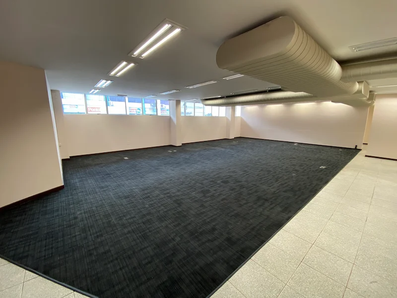 SALA COMERCIAL Foto 5